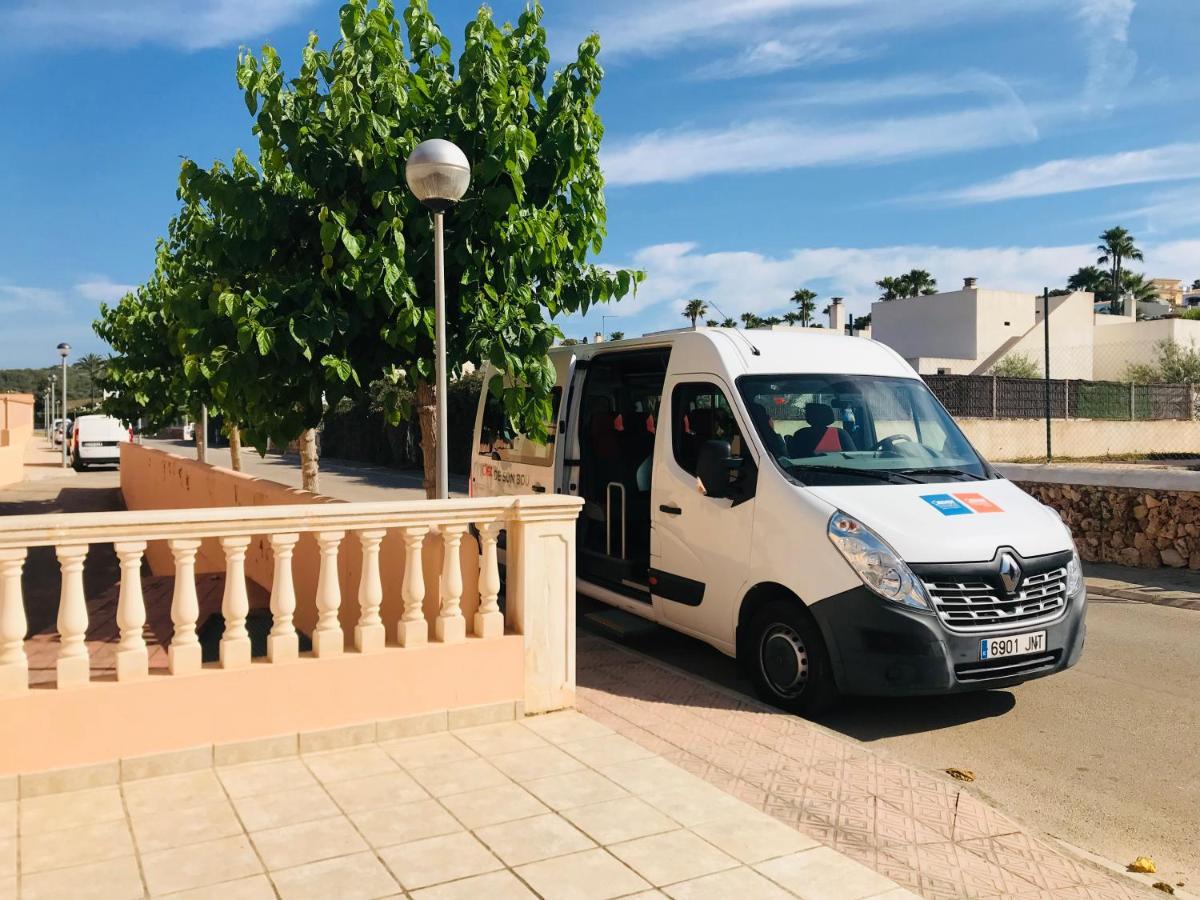 Arenas De Son Bou Hotel Bagian luar foto